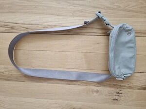 Belt Bag - Lululemon